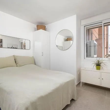 Apartment 119-magnificent Front Apartment, Fuengirola
